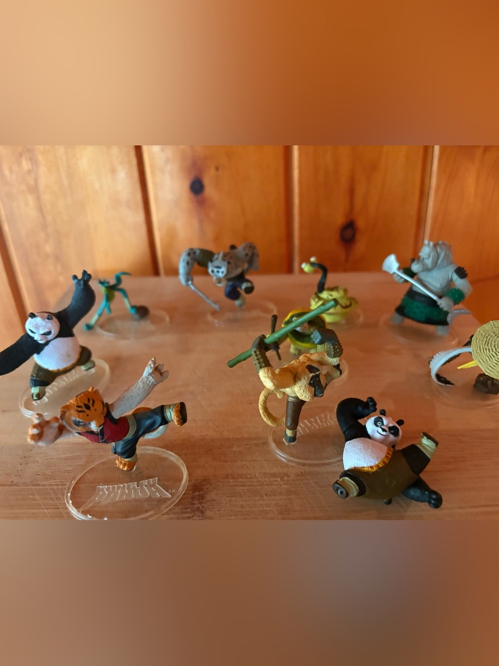 10 king fu panda figures - one without stand